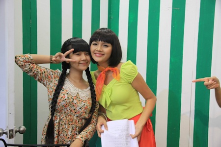 Xuân Lan mặc áo rộng che bụng bầu - 9 Diễm Châu cũng tham gia phim