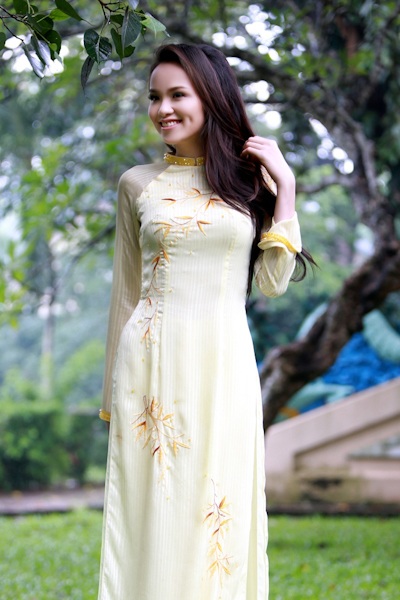 Hoa hậu Diễm Hương: "Mẹ sợ tôi hư" - 6 Một số hình ảnh mới nhất về Diễm Hương