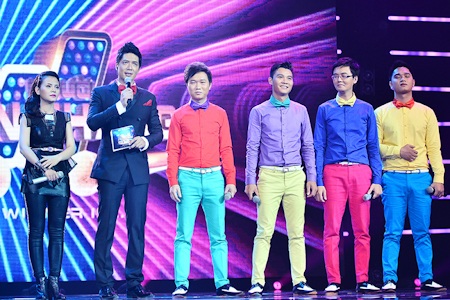 Cặp đôi đầu thứ hai là của Hải Châu và Dòng thời gian. 