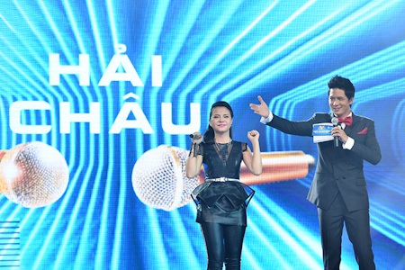 Cặp đôi đầu thứ hai là của Hải Châu và Dòng thời gian. 