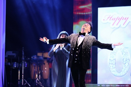 Nghệ sĩ bày tỏ tình cảm với Mr Đàm