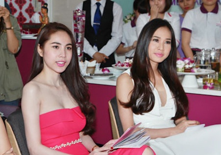 Thuỷ Tiên khoe dáng ngọc - 6 Sự kiện còn có sự góp mặt của người đẹp Dương Mỹ Linh