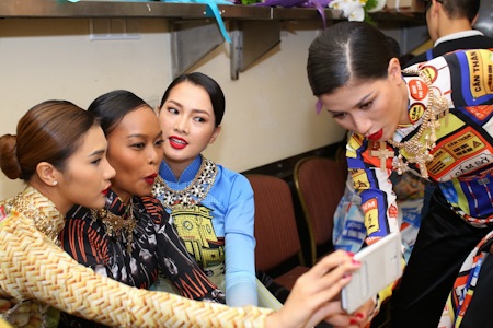 Trang Trần cũng bon chen