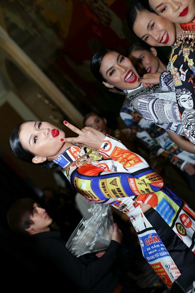 Trang Trần thoải mái trước giờ diễn