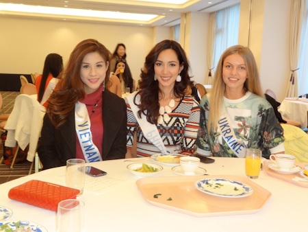 Hương Trâm đã có thời gian làm quen với bạn bè tại cuộc thi