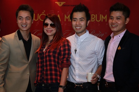 Thanh Thảo, Akira Phan cũng tới dự