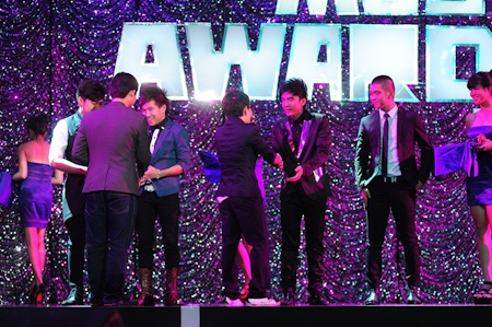 Ca khúc dân ca của năm thuộc về Đan Trường