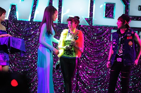 Justa Tee và Emily nhận được giải Ca khúc Rap của năm