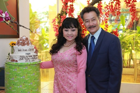Hương Lan mừng 25 năm ngày cưới tại Việt Nam - 3 Vợ chồng Hương Lan - Quốc Toản