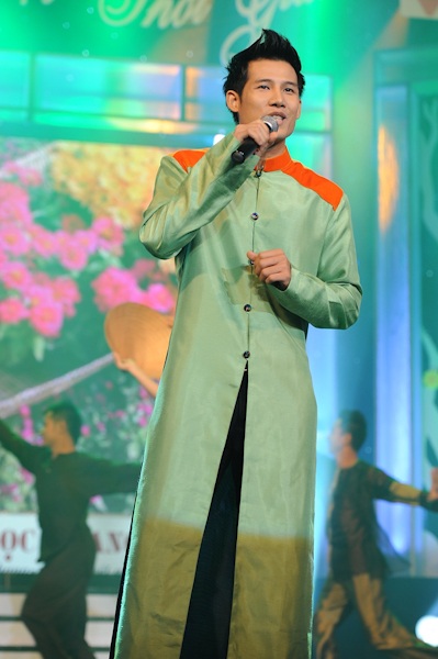 Đức Tuấn cũng thể hiện rất thành công phần biểu diễn của mình