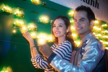 Trúc Diễm hào hứng ủng hộ Giờ trái đất - 8 Trúc Diễm và Đức Tiến