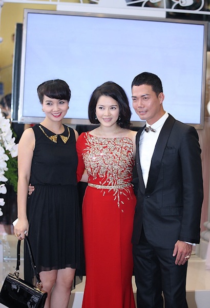 Lý Nhã Kỳ diện váy tiền tỷ - 13 Mai Thu Huyền