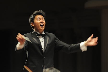 Nhạc trưởng Trần Nhật Minh