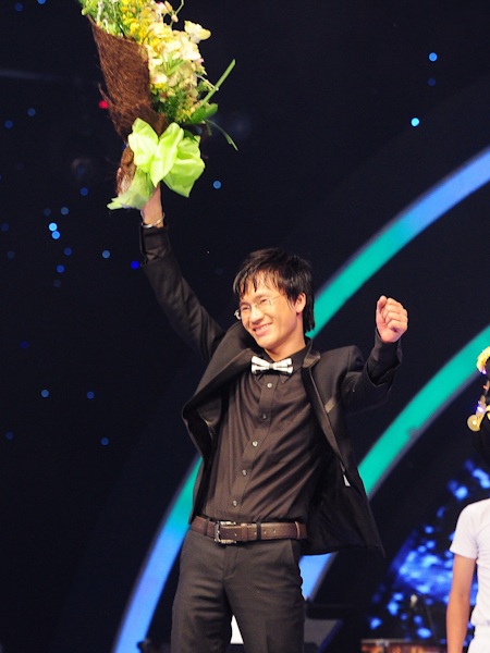 Trần Hữu Kiên đăng quang Vietnam’s Got Talent - 2 Chàng luật sư tập sự chính là quán quân mùa thứ 2 của Vietnam's got talent