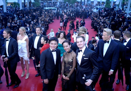 Vợ chồng Hồng Ánh xuất hiện tại Cannes - 3 Đoàn Việt Nam trên thảm đỏ của Cannes