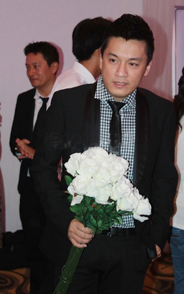 Lam Trường khóc vì mẹ bị gãy chân - 1 “