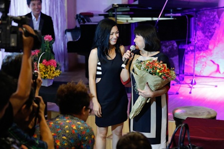 Phương Thanh “bỏ quên” Lam Trường - 5 Cẩm Vân chính là người mà Phương Thanh rất ái mộ và nể trọng