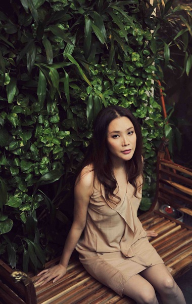 Hồ Quỳnh Hương sánh vai cùng Trần Khôn - 8 Một số hình ảnh mới nhất về Hồ Quỳnh Hương