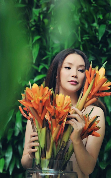 Hồ Quỳnh Hương sánh vai cùng Trần Khôn - 5 Một số hình ảnh mới nhất về Hồ Quỳnh Hương
