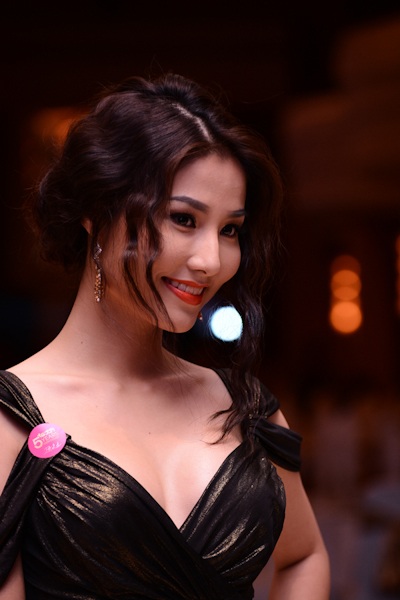 Trương Ngọc Ánh lộng lẫy giữa “rừng” mỹ nhân - 6 Diễn viên Diễm My cũng tới dự