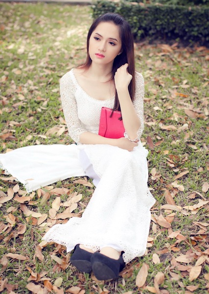 Hương Giang Idol duyên dáng trong tà áo dài - 12 Phan Anh
