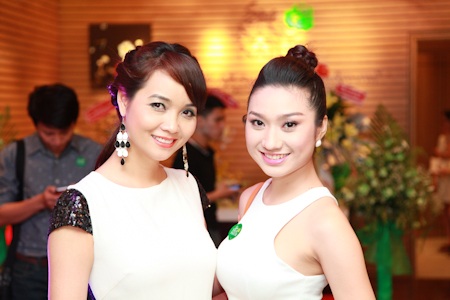 "Ốc" Thanh Vân xinh đẹp mặn mà - 7 Cao Mỹ Kim và Mai Thu Huyền vừa hoàn thành bộ phim mới mà họ đóng cùng nhau
