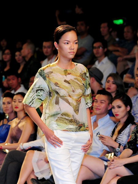 Những sắc màu thời trang Xuân Hè 2014 - 3 Các BST đều được thiết kế tối giản, tinh tế và khoẻ khoắn đề cao tính ứng dụng