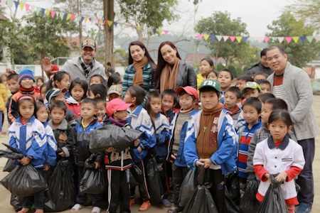 Thuý Hằng, Thuý Hạnh, Thanh Thảo, Phan Anh mang tết lên vùng cao - 17 Chuyến đi đã thành công mỹ mãn