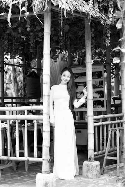 Jennifer Phạm hạnh phúc được ăn tết cùng con trai