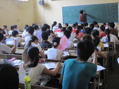 Khi thầy “sợ” và phải “nịnh” trò - 1 Khi thầy “sợ” và phải “nịnh” trò - 1