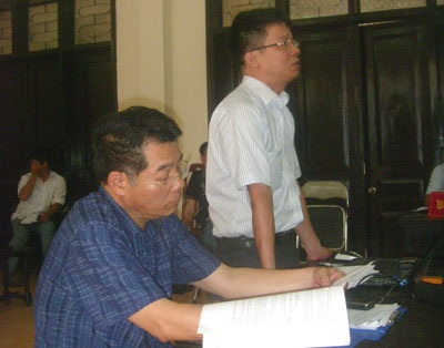 Nhiều ý kiến quanh vụ công dân đầu tiên kiện CSGT - 1 Nhiều ý kiến quanh vụ công dân đầu tiên kiện CSGT - 1
