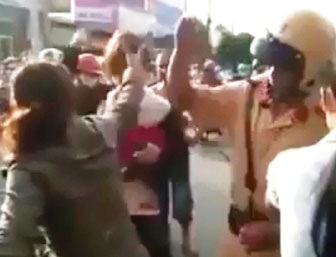 Xây dựng văn minh bằng trách nhiệm công dân - 1 Xây dựng văn minh bằng trách nhiệm công dân - 1