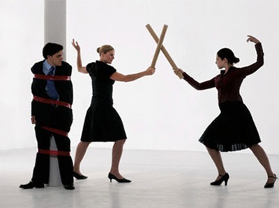 Chị em tâm huyết với “thông điệp gửi người đến sau” - 1 Chị em tâm huyết với “thông điệp gửi người đến sau” - 1