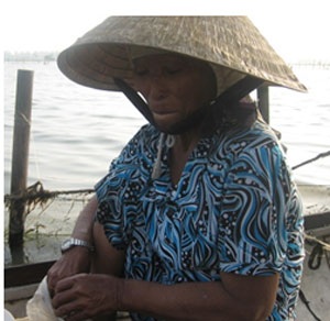 “Nghề độc” trên phá Tam Giang - 3 “Nghề độc” trên phá Tam Giang - 3
