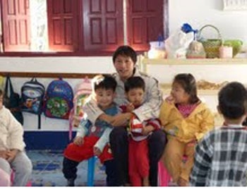 Gian nan gieo hạt giống Tiếng Việt trên đất Lào - 2