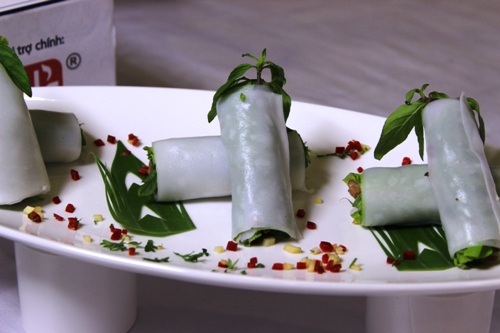 Chả cá Lã Vọng được tẩm ướp cầu kỳ.