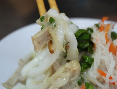 Bánh tằm bà Sẫm nức tiếng đất Cà Mau