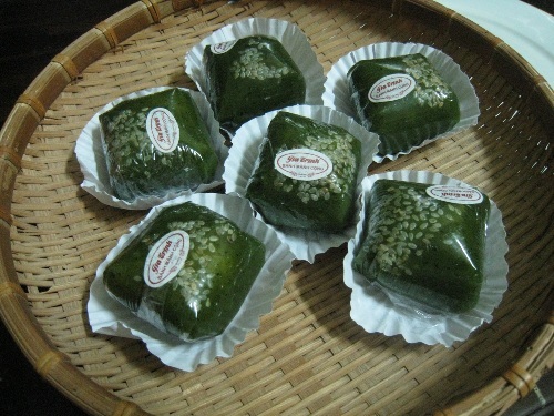 Bánh mảnh cộng - 3 Bánh mảnh cộng của hiệu bánh cổ Gia Trịnh