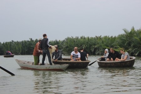Giật mình với những phương tiện di chuyển khách du lịch lạ đời