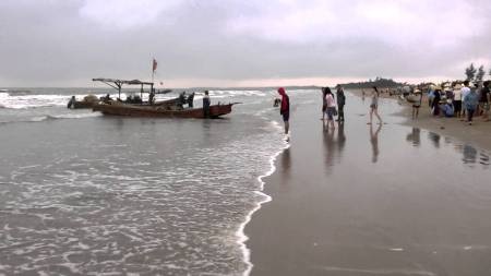 Thử đến bãi biển “không chặt chém” ở Thanh Hóa - 3 Thử đến bãi biển “không chặt chém” ở Thanh Hóa