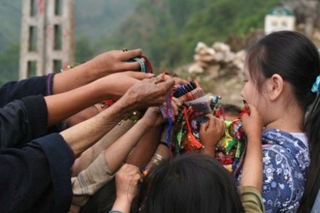 Nạn chặt chém tiếp tục “tung hoành” trong mùa du lịch