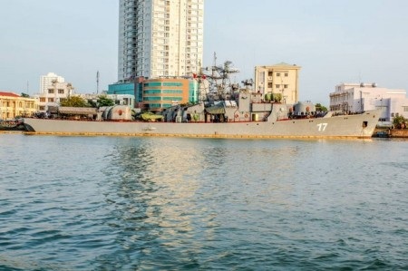 Một ngày làm "cần thủ" trên biển Côn Đảo - 17 Petya - tàu săn ngầm của M171, gần 50 nhưng vẫn còn gân.