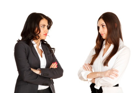 Những vụ đánh ghen "chết hài"! - 1 Những vụ đánh ghen "chết hài"! - 1