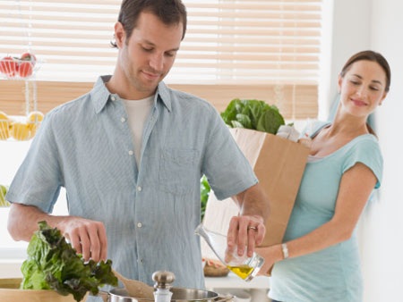 "Thuốc tiên" chữa bệnh chồng lười - 1 "Thuốc tiên" chữa bệnh chồng lười - 1