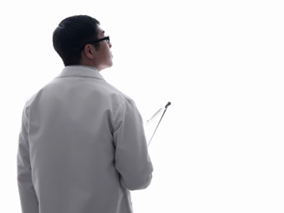 Nhất định em phải lấy bác sĩ - 1