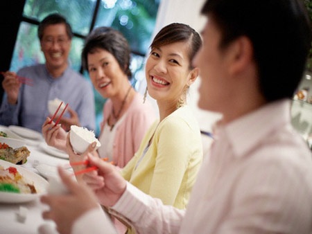 Mẹ chồng cổ hủ hay con dâu quá hiện đại? - 1 Mẹ chồng cổ hủ hay con dâu quá hiện đại? - 1