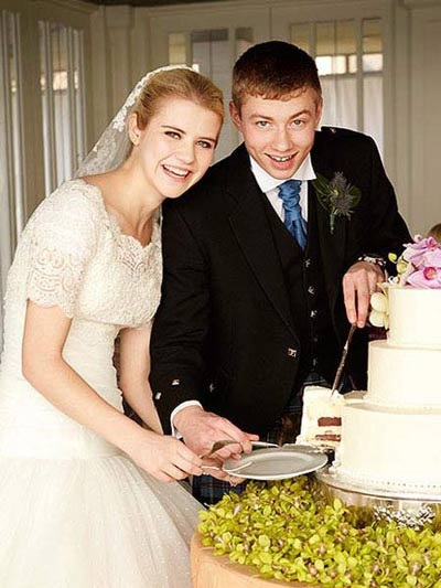 Nữ nô lệ tình dục đẹp như thiên sứ