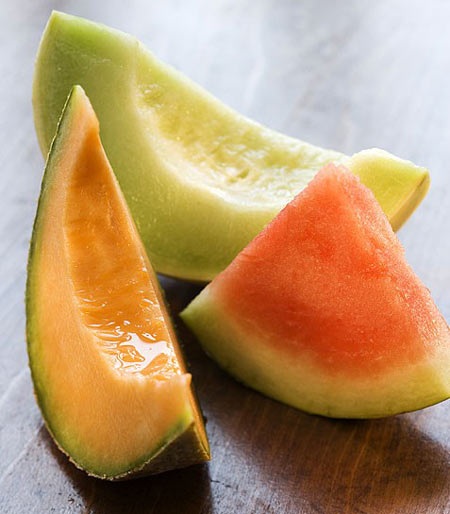 Tập cho bé... ăn bốc