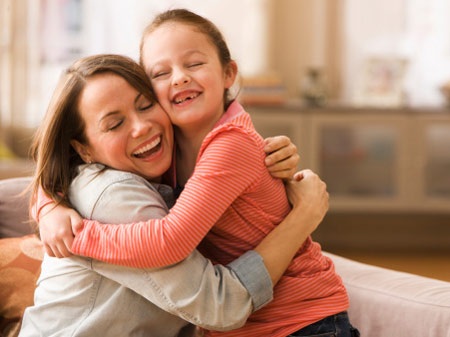 Làm mẹ, bỏ con được không?