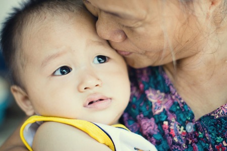 Bà ngoại là báu vật - 1 Bà ngoại là báu vật